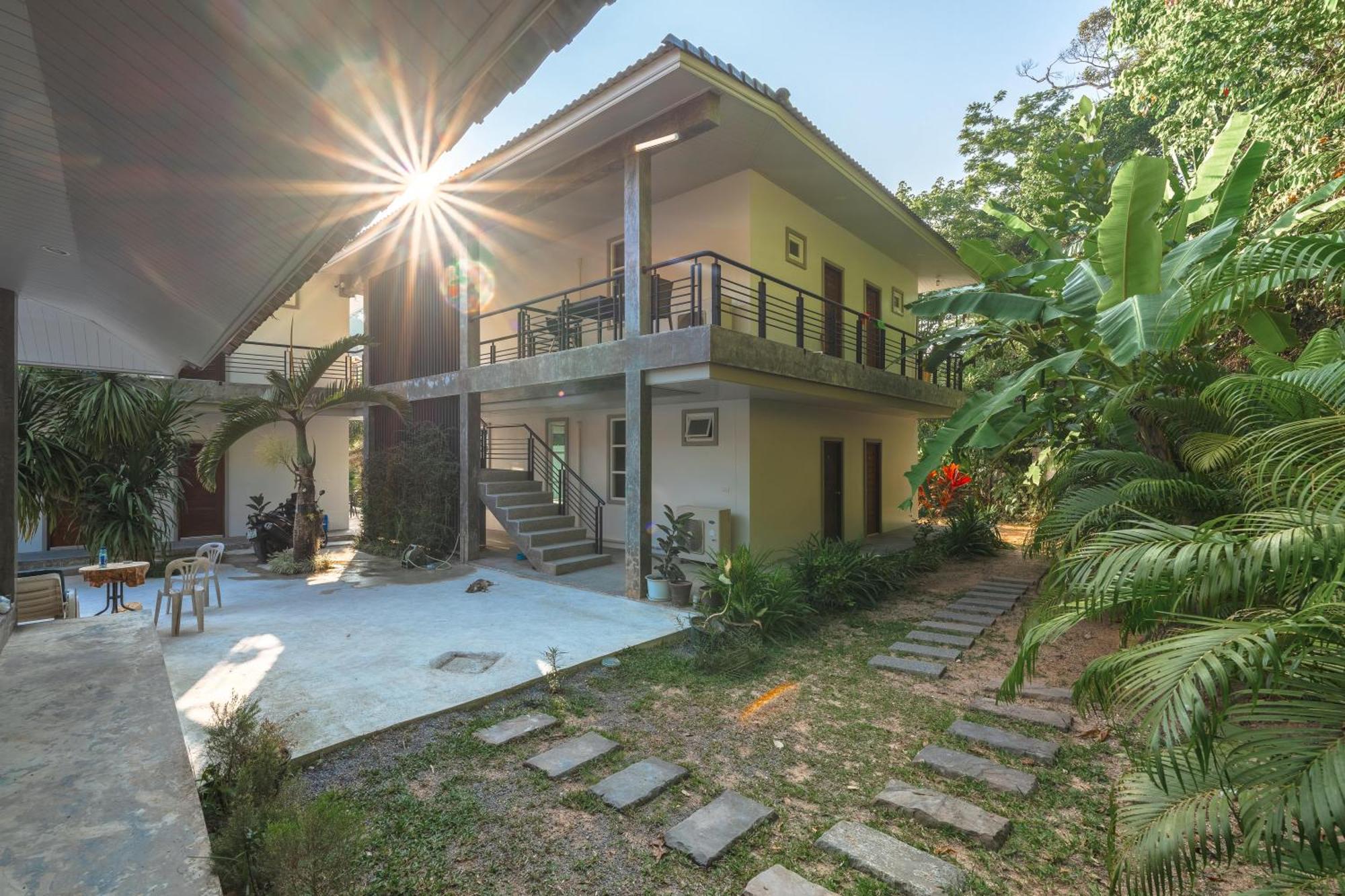 Little Kamala Hill Aparthotel ภายนอก รูปภาพ