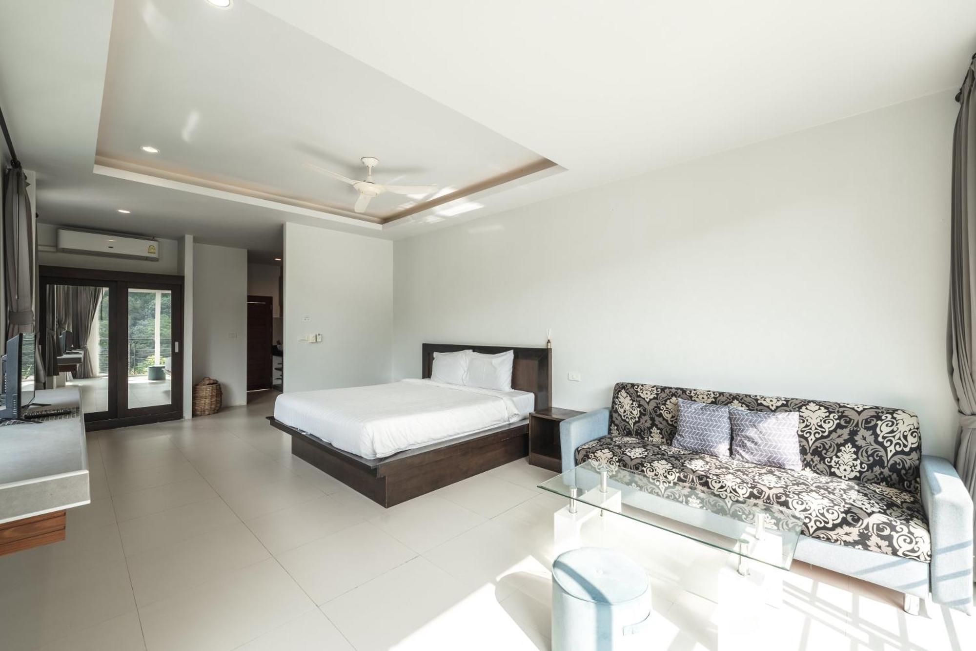 Little Kamala Hill Aparthotel ภายนอก รูปภาพ