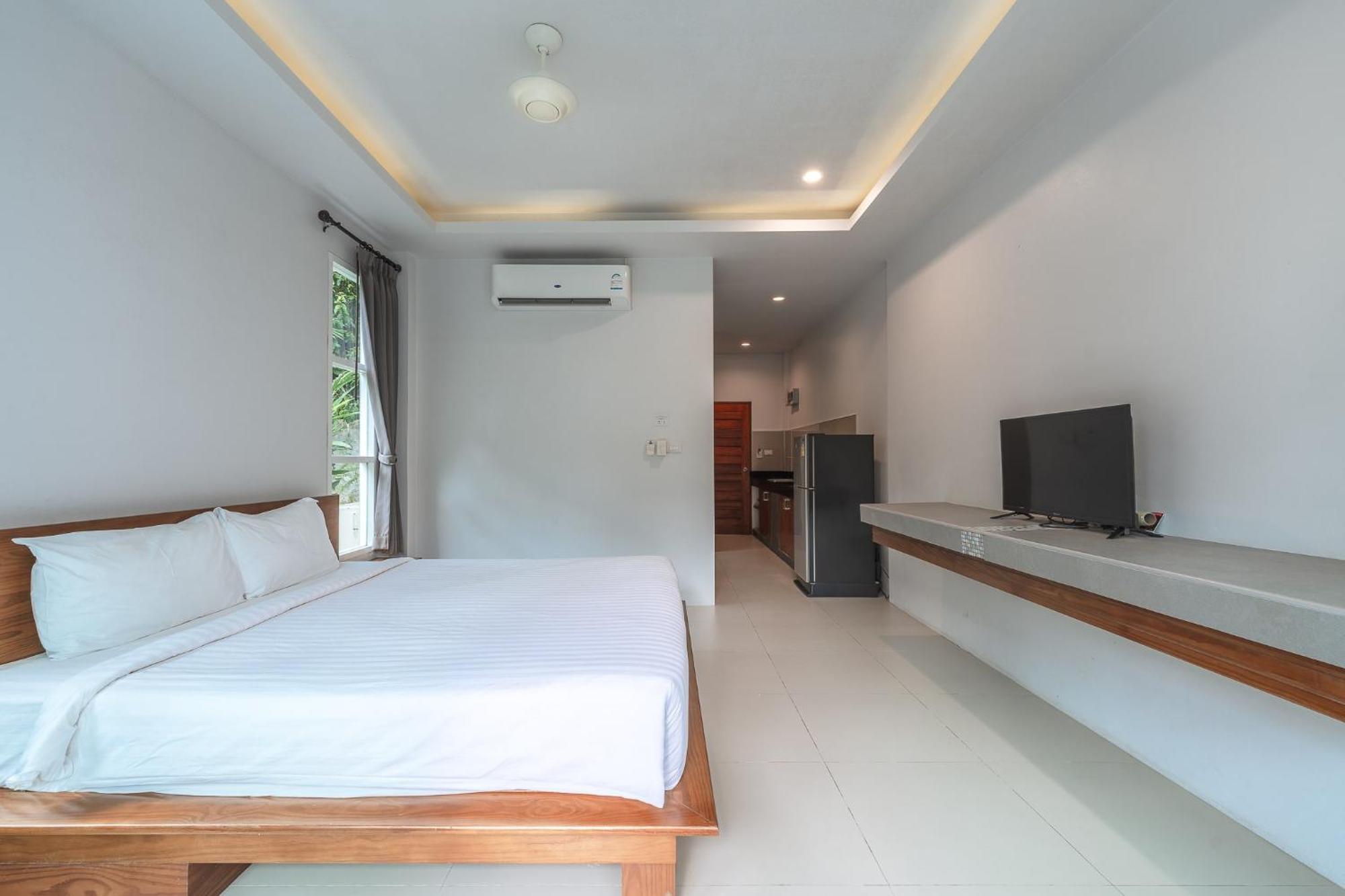Little Kamala Hill Aparthotel ภายนอก รูปภาพ