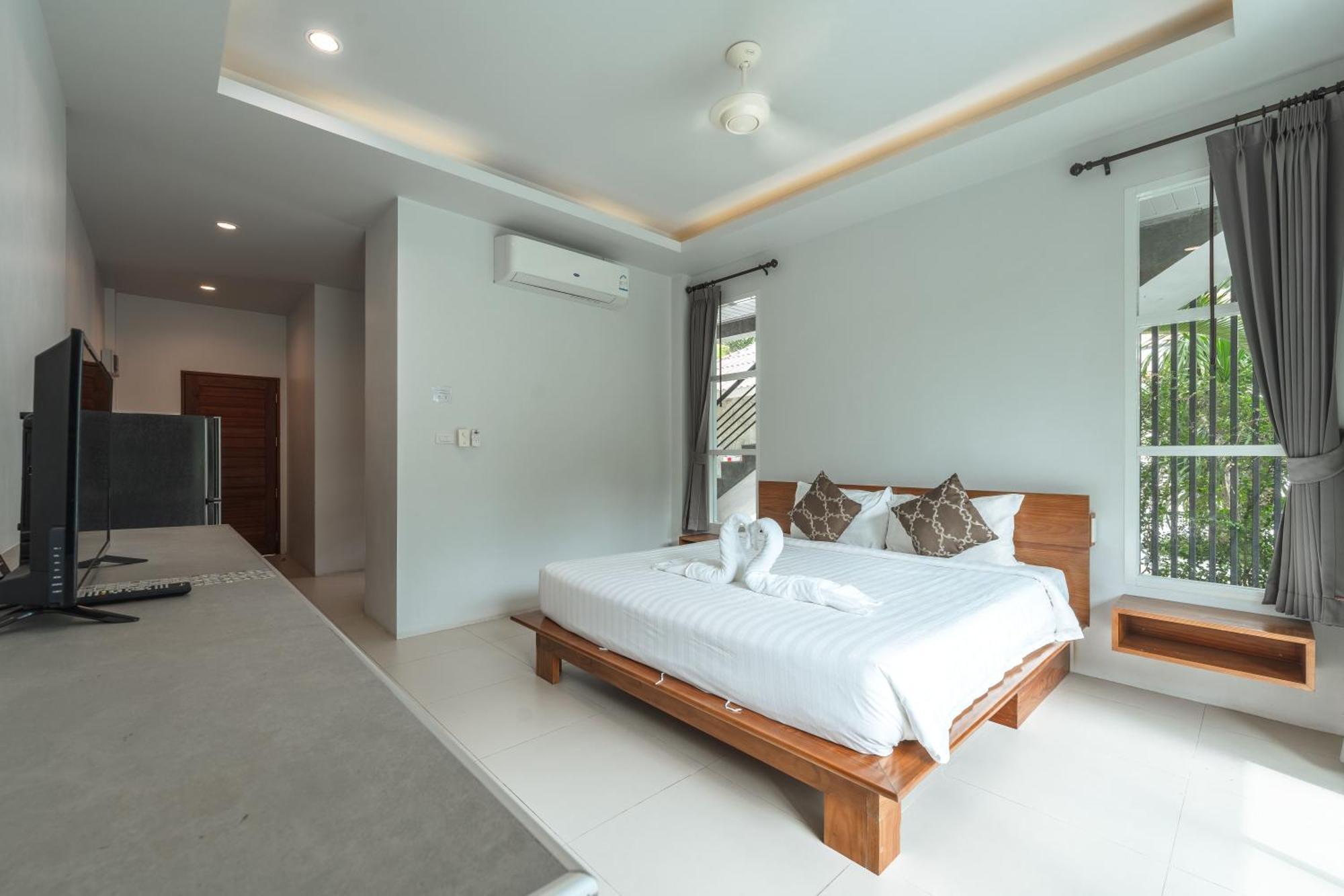 Little Kamala Hill Aparthotel ภายนอก รูปภาพ