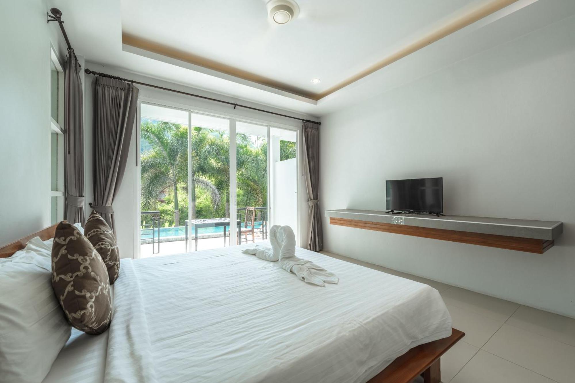 Little Kamala Hill Aparthotel ภายนอก รูปภาพ