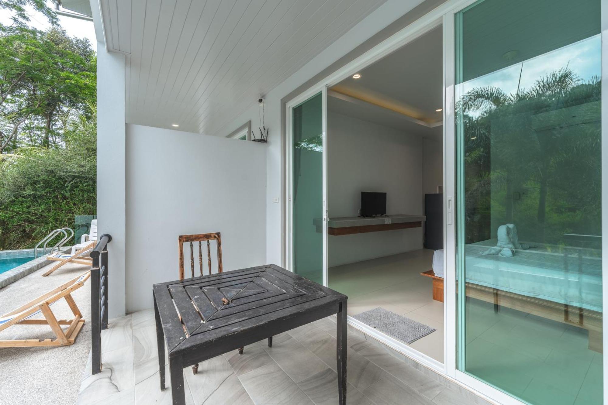 Little Kamala Hill Aparthotel ภายนอก รูปภาพ