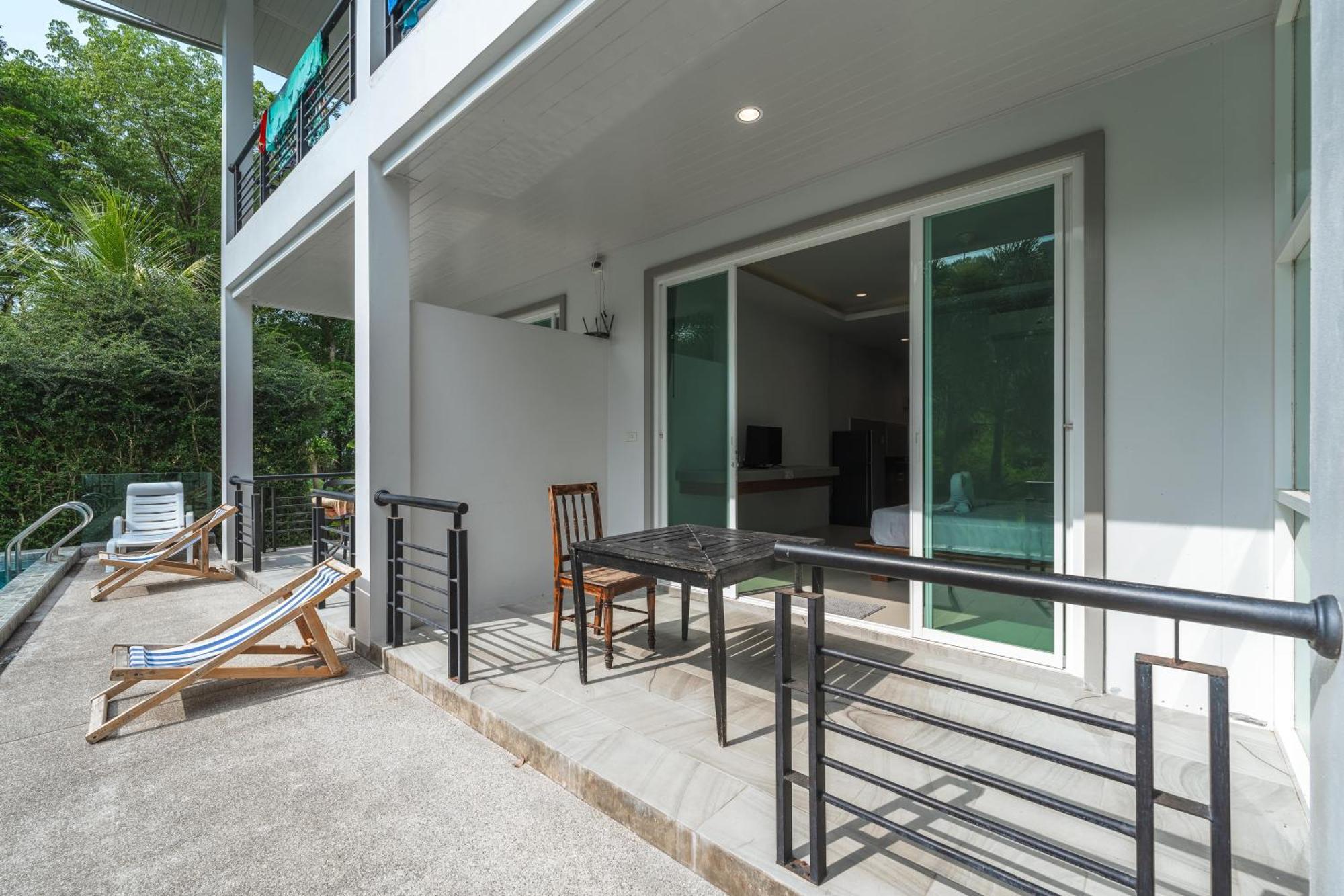 Little Kamala Hill Aparthotel ภายนอก รูปภาพ
