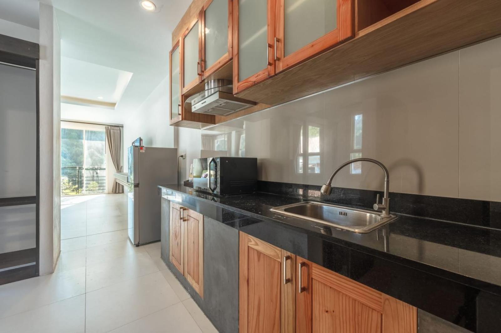 Little Kamala Hill Aparthotel ภายนอก รูปภาพ